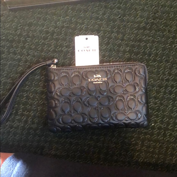 Coach Handbags - NWT BRAND NEW Coach Wallet/Wristlet